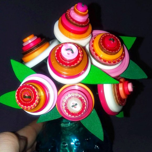 The "Sammy May" Handmade Button Bouquet - Picture 1 of 11